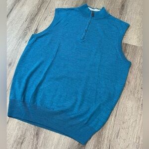 Men’s Peter Millar Merino Wool Size M Navy Soft 1/4 Zip Vest Golf Business